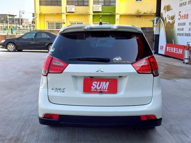 2013年Mitsubishi Colt Plus I-KEY/定速巡航/電動尾門  第13張相片