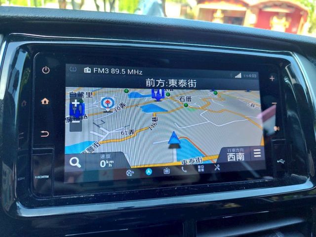 2019年Yaris 1.5 僅跑5萬/盲點/倒車顯影/導航/數位電視~  第9張相片
