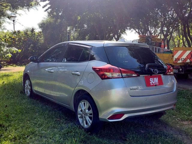 2019年Yaris 1.5 僅跑5萬/盲點/倒車顯影/導航/數位電視~  第12張相片