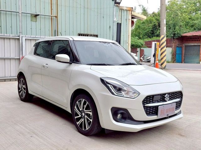 2022年Suzuki Swift 1.2 GLX 油電車 I-KEY/盲點偵測/ACC主動跟車系統  第3張相片