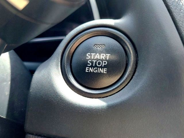 2018年Mazda3 2.0 5D  抬頭顯示器/I-KEY/AEB自動緊急煞車系統  第8張相片
