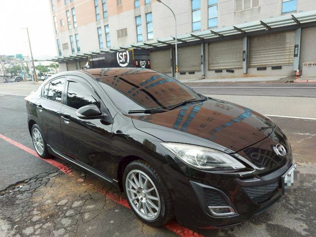 2011年Mazda 3 2.0 4D 電動天窗/定速巡航/方向盤快控  第3張相片