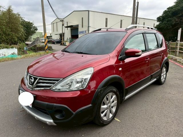 2014年Nissan livina 1.6 空間、舒適性、省油性、外型兼具的家庭休旅車~全車水噹噹!!  第1張相片