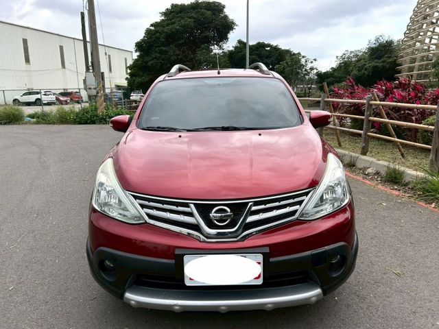 2014年Nissan livina 1.6 空間、舒適性、省油性、外型兼具的家庭休旅車~全車水噹噹!!  第2張相片