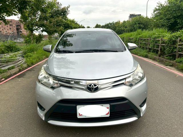 2016年Toyota Vios 1.5 僅跑4萬 省油省稅代步小車~你的最佳首選  第2張相片