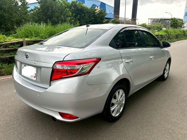 2016年Toyota Vios 1.5 僅跑4萬 省油省稅代步小車~你的最佳首選  第9張相片