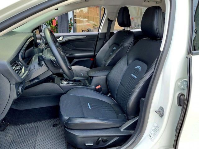 2021年 Focus Active 任性版 駕駛座電動調整/I-KEY/抬頭顯示器/盲點偵測/原廠保養~  第5張相片