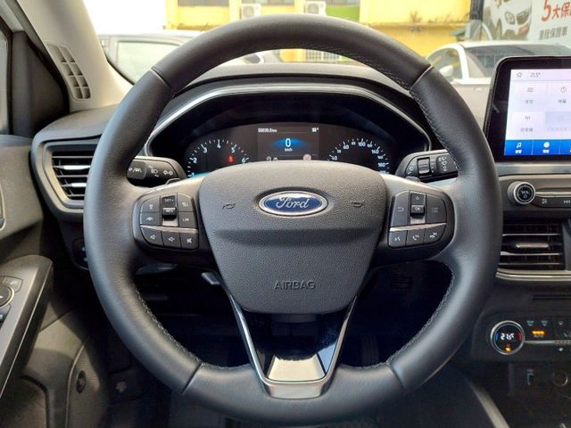 2021年 Focus Active 任性版 駕駛座電動調整/I-KEY/抬頭顯示器/盲點偵測/原廠保養~  第7張相片