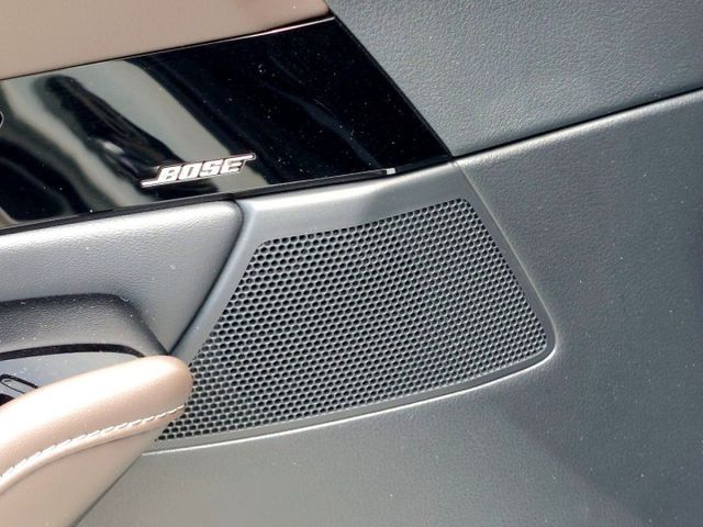 2022年CX-30 Signature ~BOSE音響/駕駛座電動調整/電動尾門/抬頭顯示器/原廠保養履歷齊全~  第12張相片