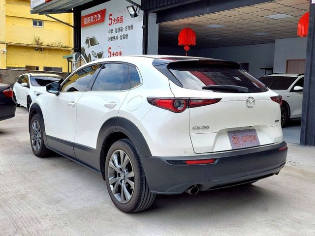 2022年CX-30 Signature ~BOSE音響/駕駛座電動調整/電動尾門/抬頭顯示器/原廠保養履歷齊全~  第20張相片
