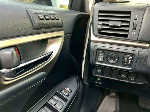 2016年Lexus CT200h 豪華版 I-KEY/倒車顯影/雙前座電動椅  第7張相片