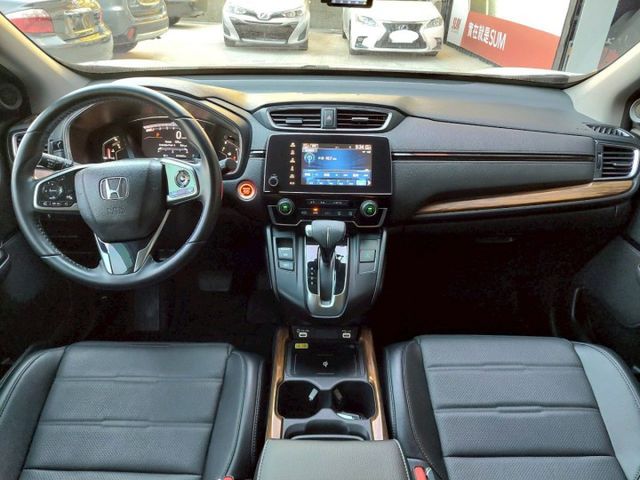 2021年Honda CR-V 1.5 S 僅跑2萬~全景天窗/雙前座電動椅/電動尾門  第4張相片