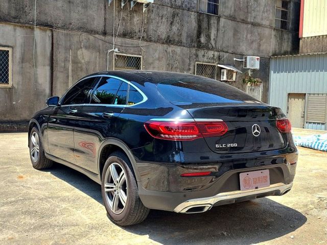 2020年M-Benz GLC200 Coupe 輕油電~雙前座電動座椅/電動尾門/ACC主動跟車  第19張相片