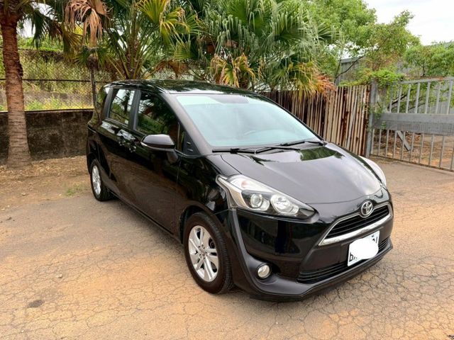 2016年Toyota Sienta 7人座 免鑰匙啟動/單邊電滑門/循跡防滑  第3張相片