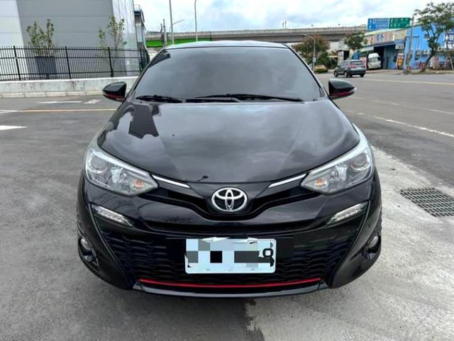 2019年Toyota Yaris 1.5 S 定速巡航/免鑰匙啟動/空力套件/倒車顯影  第2張相片