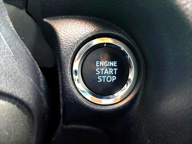 2023年Toyota Yaris 1.5豪華 新車保固中~方向盤快控/免鑰匙啟動/定速巡航  第8張相片