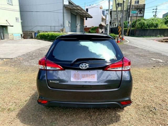 2023年Toyota Yaris 1.5豪華 新車保固中~方向盤快控/免鑰匙啟動/定速巡航  第12張相片