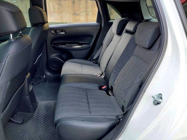 2022年Honda Fit e：HEV油電版 免鑰匙啟動/ACC主動跟車/車道偏離警示系統  第6張相片