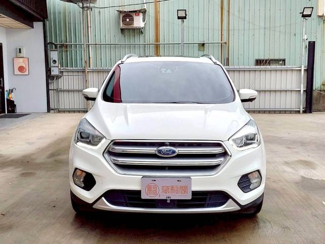 2019年Ford Kuga 1.5 ACC主動跟車/全景天窗/電動尾門/免鑰匙啟動/盲點偵測  第2張相片