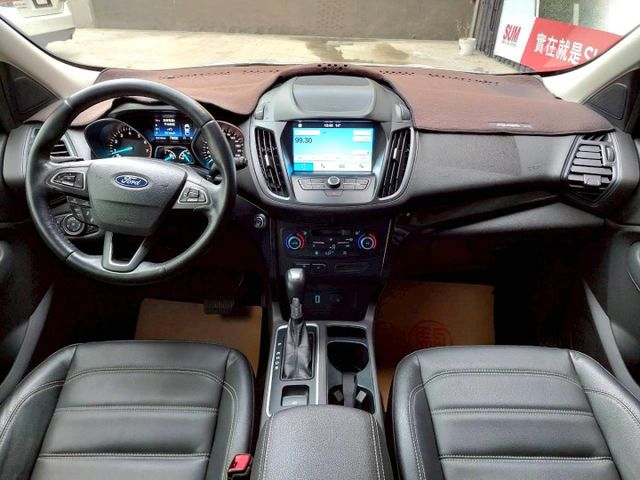 2019年Ford Kuga 1.5 ACC主動跟車/全景天窗/電動尾門/免鑰匙啟動/盲點偵測  第4張相片