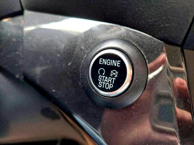 2019年Ford Kuga 1.5 ACC主動跟車/全景天窗/電動尾門/免鑰匙啟動/盲點偵測  第8張相片