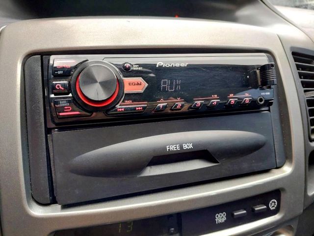 2005年Toyota Vios 1.5 便宜代步車~冷氣比寒流還冷~便宜開回家過年~  第7張相片