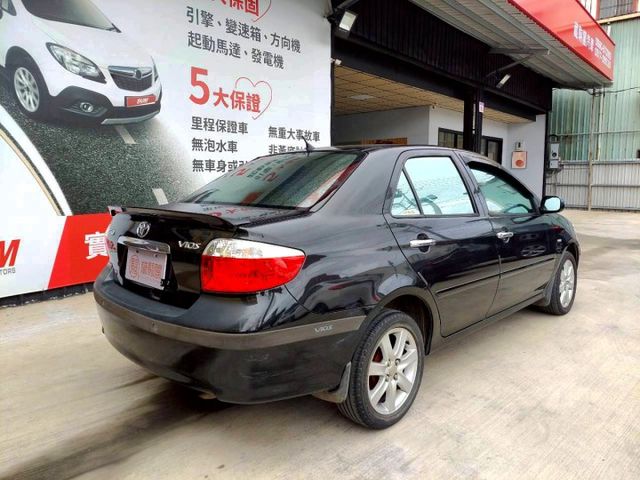 2005年Toyota Vios 1.5 便宜代步車~冷氣比寒流還冷~便宜開回家過年~  第11張相片