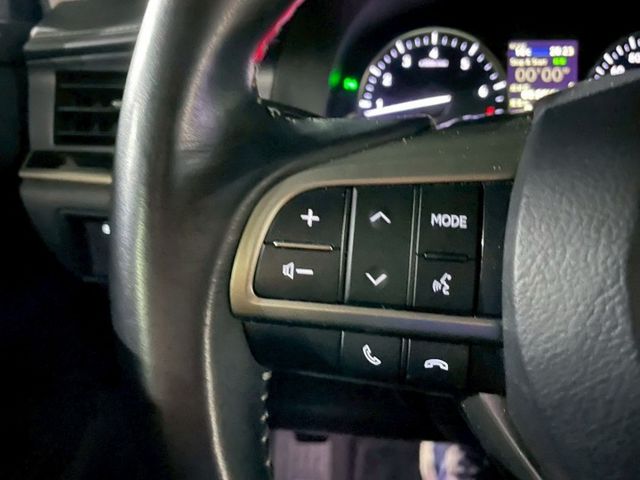 2016年Lexus ES200豪華版 僅跑7萬 電動天窗/車道變換輔助系統/倒車顯影  第6張相片