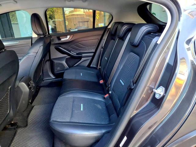2021年Ford Focus Active 任性版 抬頭顯示器/駕駛座電動調整/衛星導航/免鑰匙啟動  第6張相片