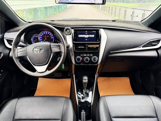 2020年Toyota Yaris 1.5經典 原廠保養~僅跑6萬~循跡防滑/倒車顯影/ISOFIX兒童安全椅固定  第4張相片