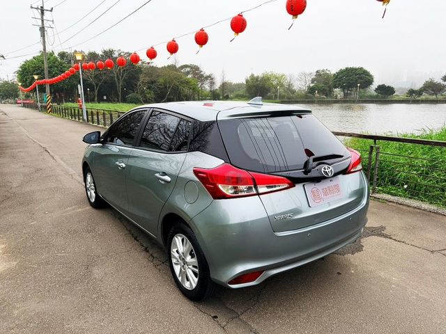 2020年Toyota Yaris 1.5經典 原廠保養~僅跑6萬~循跡防滑/倒車顯影/ISOFIX兒童安全椅固定  第13張相片