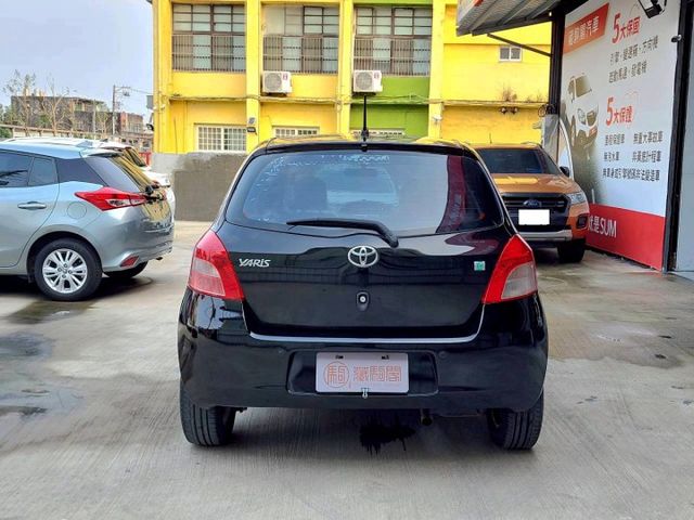 2007年Toyota Yaris 1.5 G 便宜代步車~多功能小車! 方向盤快控/抬頭顯示器/音響主機  第14張相片