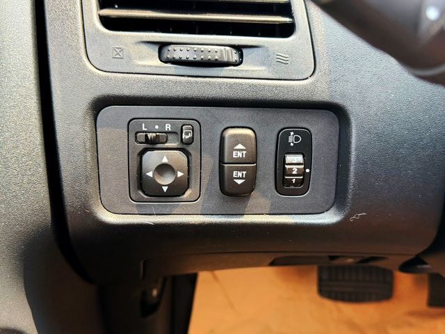 2022年Mitsubishi Zinger 全車原漆原鈑件~原廠保養 定巡巡航/後座出風口  第8張相片