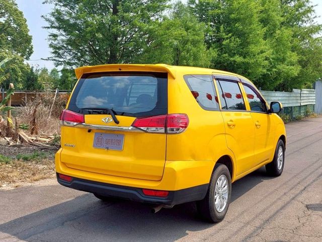 2022年Mitsubishi Zinger 全車原漆原鈑件~原廠保養 定巡巡航/後座出風口  第17張相片