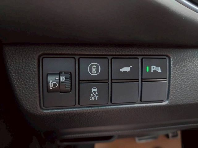 2022年Honda HR-V 1.5 P版 電動尾門/ACC主動跟車/環景影像  第12張相片