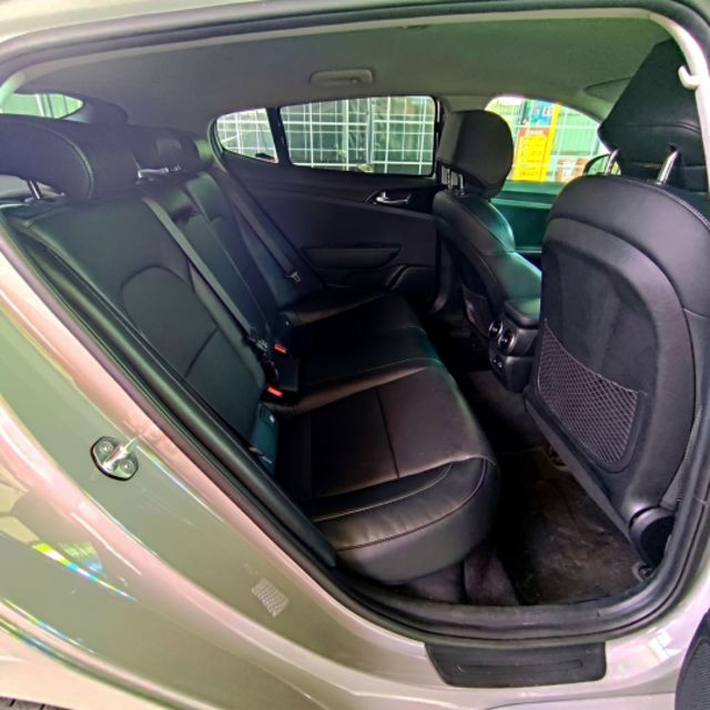2021年Kia Stinger 2.0T EX  雙前座電動椅/ACC主動跟車/電動尾門  第6張相片