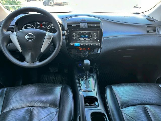 2014年Nissan Tiida 5D 定速巡航/倒車顯影/免鑰匙啟動  第4張相片