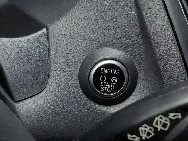 2017年Ford Focus 5D 1.5頂級運動型 變速箱已更新~全車原鈑件 電動天窗/自動停車/免鑰匙啟動  第9張相片