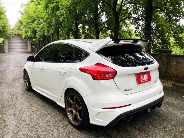 2017年Ford Focus 5D 1.5頂級運動型 變速箱已更新~全車原鈑件 電動天窗/自動停車/免鑰匙啟動  第16張相片