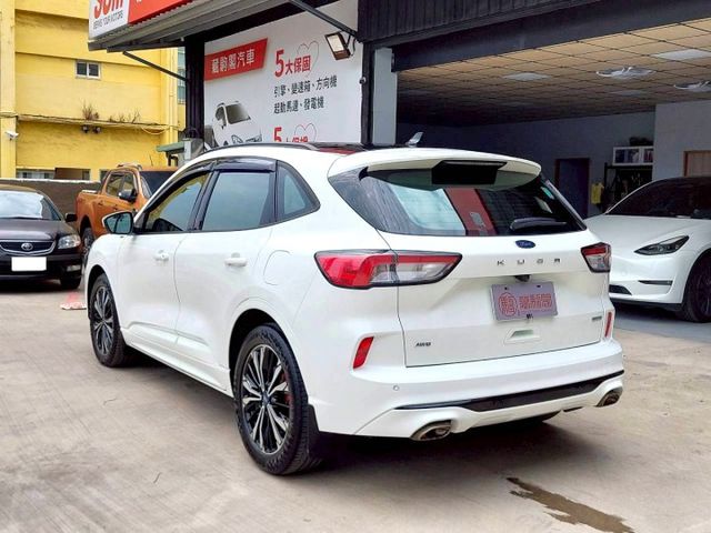 2021年Ford Kuga AWD ST-Line X 原廠保養紀錄~環景影像/全景天窗/足踢感應式尾門  第20張相片