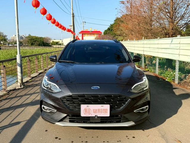 2021年Ford Focus Active 任性版 抬頭顯示器/駕駛座電動調整/衛星導航/免鑰匙啟動  第2張相片