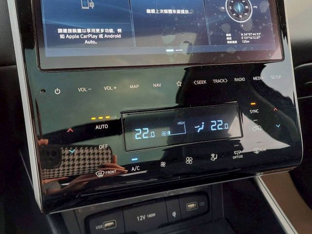 2022年Hyundai Tucson L GLT-B 原廠保養~全景天窗/電動尾門/ACC主動跟車  第16張相片