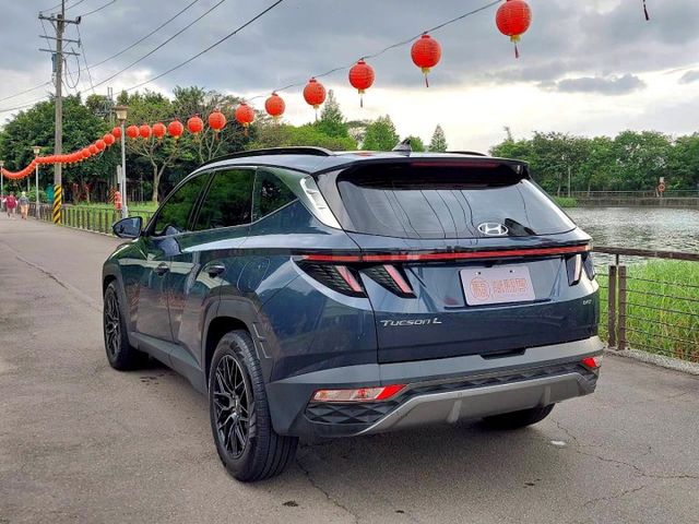 2022年Hyundai Tucson L GLT-B 原廠保養~全景天窗/電動尾門/ACC主動跟車  第20張相片