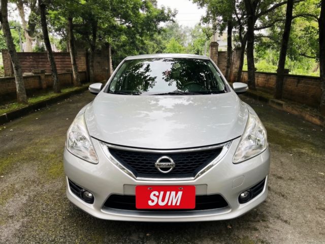 2014年Nissan Tiida 5D 定速巡航/倒車顯影/免鑰匙啟動  第2張相片