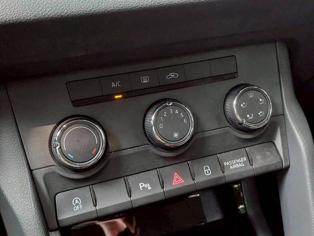 2023年Skoda Karoq 1.5 新雪山版 原廠保固中~ACC主動跟車/電動尾門/免鑰匙啟動  第12張相片