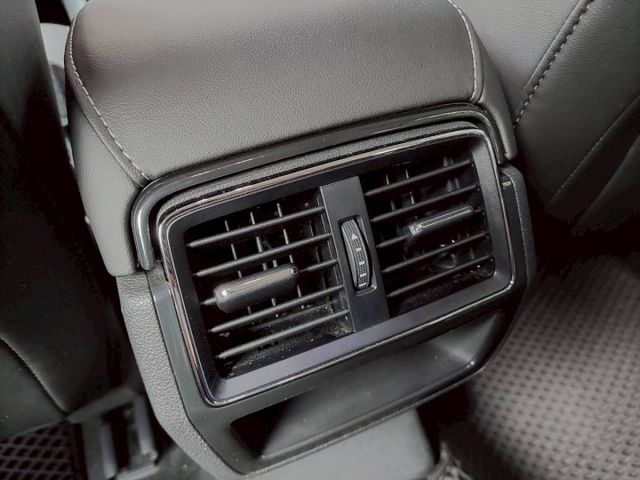 2023年Skoda Karoq 1.5 新雪山版 原廠保固中~ACC主動跟車/電動尾門/免鑰匙啟動  第14張相片