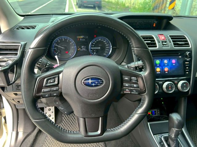 2020年Subaru Levorg 2.0 GT-S EyeSight 電動天窗/ACC主動跟車/免鑰匙啟動  第7張相片