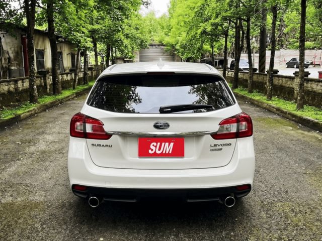2020年Subaru Levorg 2.0 GT-S EyeSight 電動天窗/ACC主動跟車/免鑰匙啟動  第12張相片