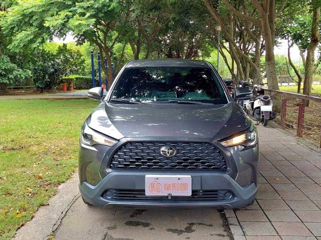 2022年Toyota Corolla Cross 汽油豪華 免鑰匙啟動/ACC主動跟車/藍芽通訊  第2張相片