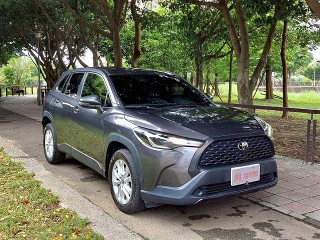 2022年Toyota Corolla Cross 汽油豪華 免鑰匙啟動/ACC主動跟車/藍芽通訊  第3張相片